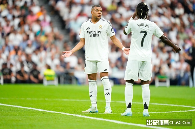 大乐透期号,专家推荐,裁判脑震荡,世界杯赛程,2026世界杯,赛事时间,比赛分组,全球球迷